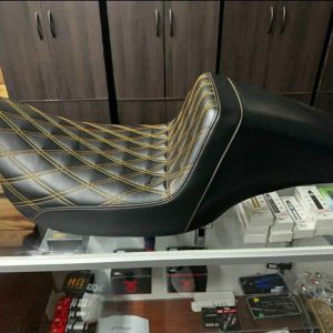 AdvanBlack seat for Harley Davidson touring models