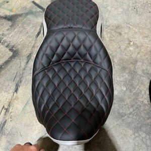 2009 up touring reach seat. Factory HD seat 4 7d4d9773 8b7b 4a0e a352 ee2dccd818a1