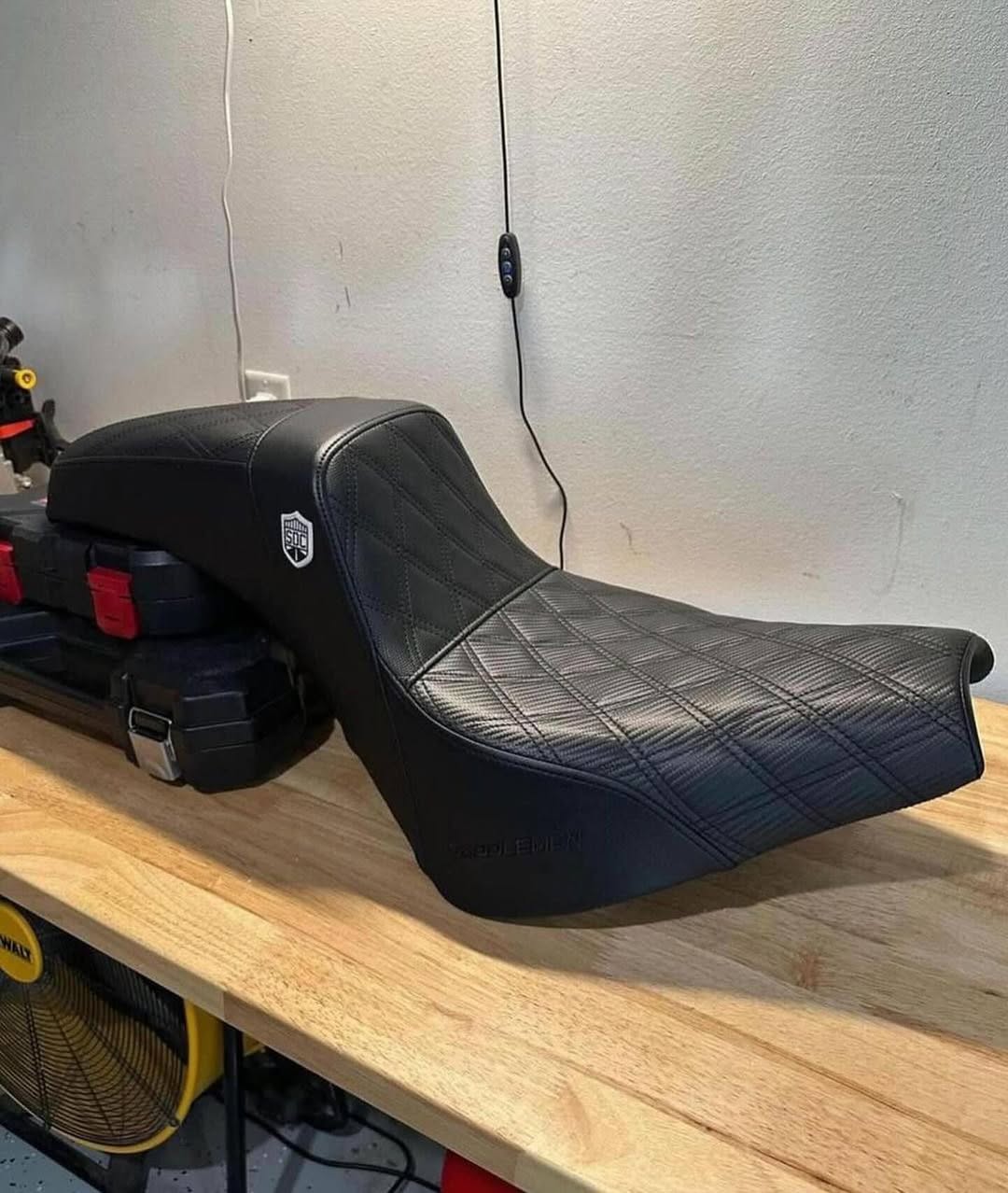 Harley Davidson Saddlemen SDC Pro seat