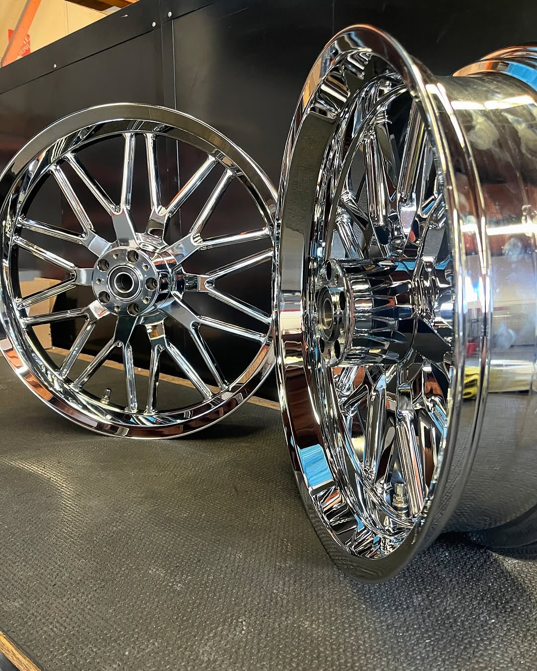 PF-3 wheel all chrome