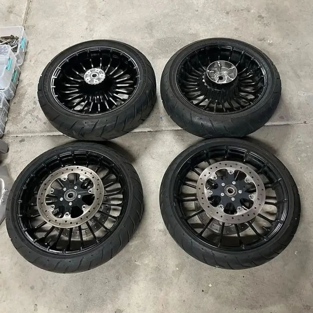 Mag wheels 18” rear and 19” front
