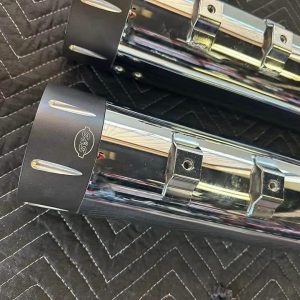 M8 Touring Full Chrome Performance Exhaust 12 4fcad3c8 8a1d 4668 a0f6 07a77c98de17