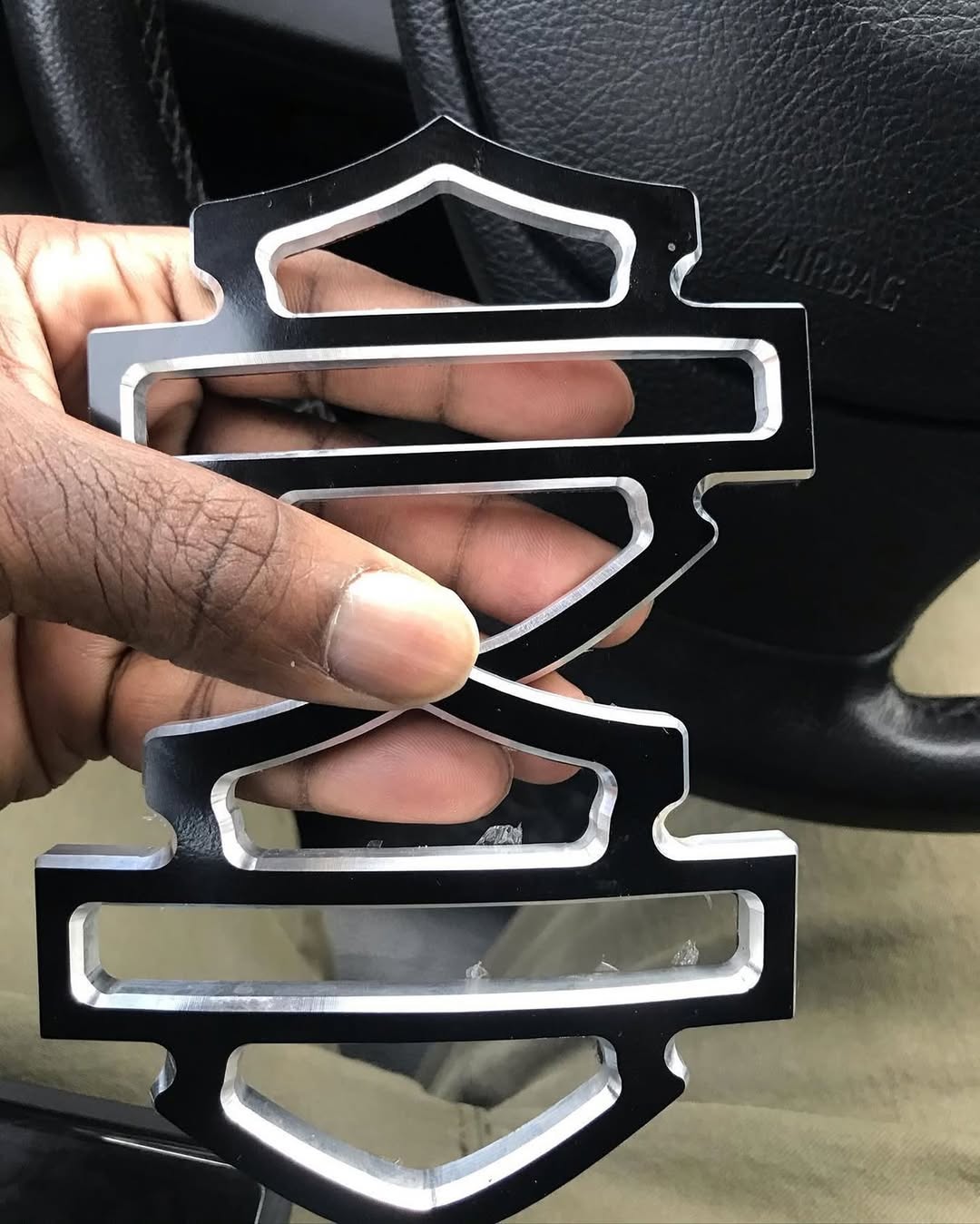 4” pre curved billet aluminum CVO tank badges 2 4” pre curved billet aluminum CVO tank badges