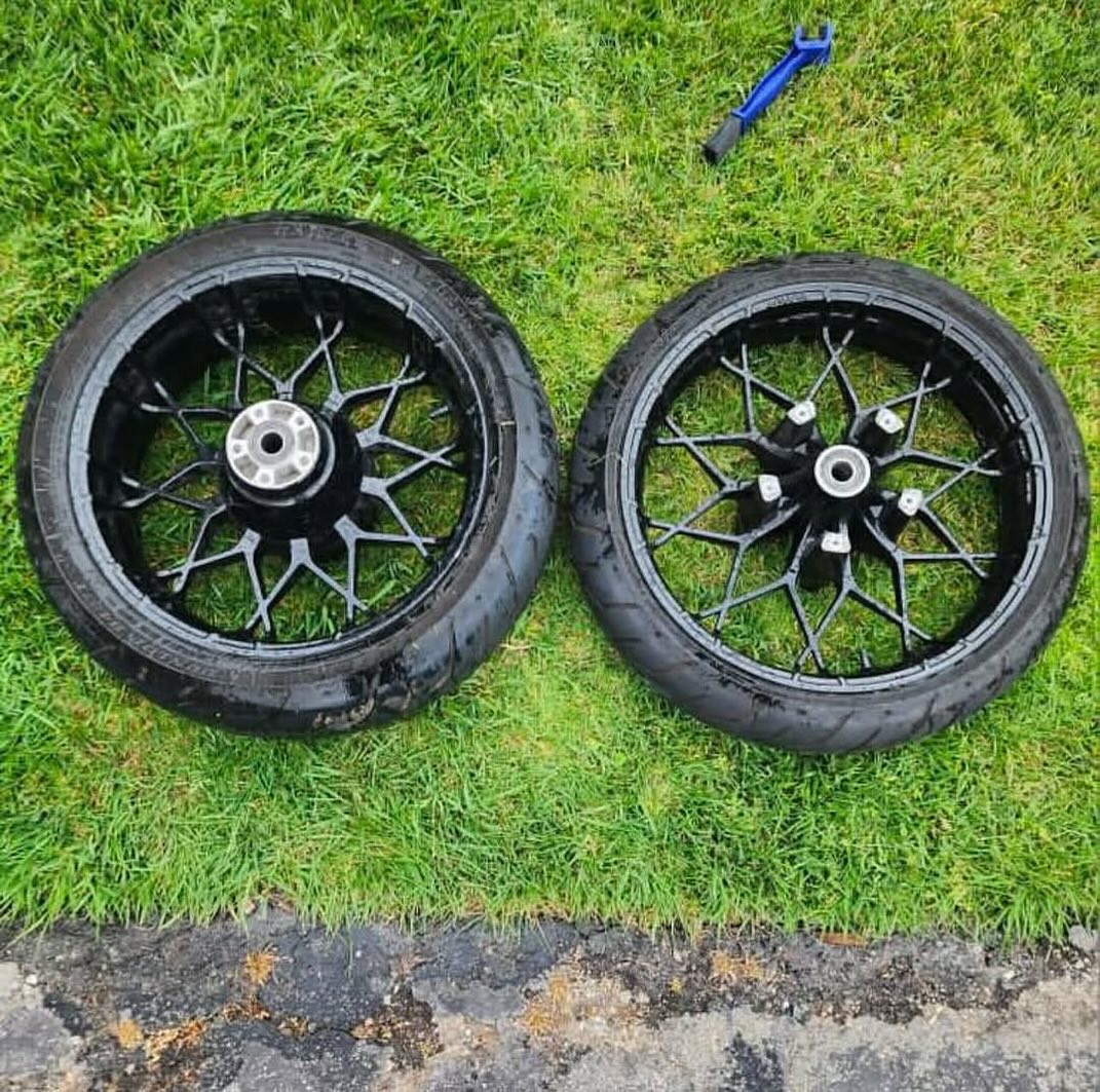 V19’ and 18”’ prodigy wheels