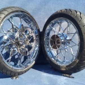 photo 5834893125694983595 x